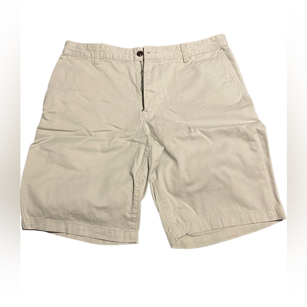 Men's Dockers Khaki Shorts, Size 33